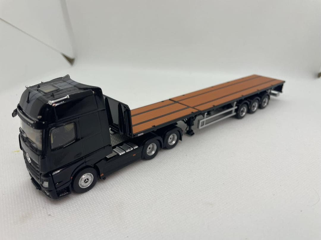 35R-003 GCD 1/64 ACTROS GIGASPACE 6×2