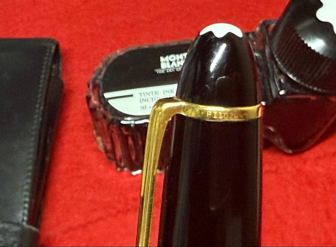 モンブラン　マイスターシュテュック　162 ローラーボール　黒　ボールペン