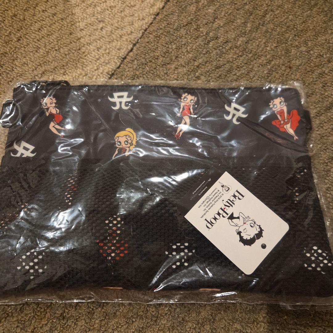 浜崎あゆみ　浜崎あゆみ×ベティブープコラボサコッシュ　レア