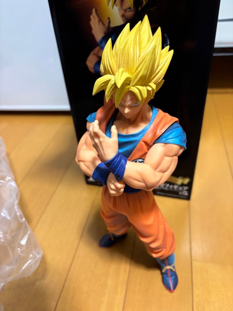 一番くじ ドラゴンボール メモリーズ A賞 超サイヤ人 孫悟空 フィギュア