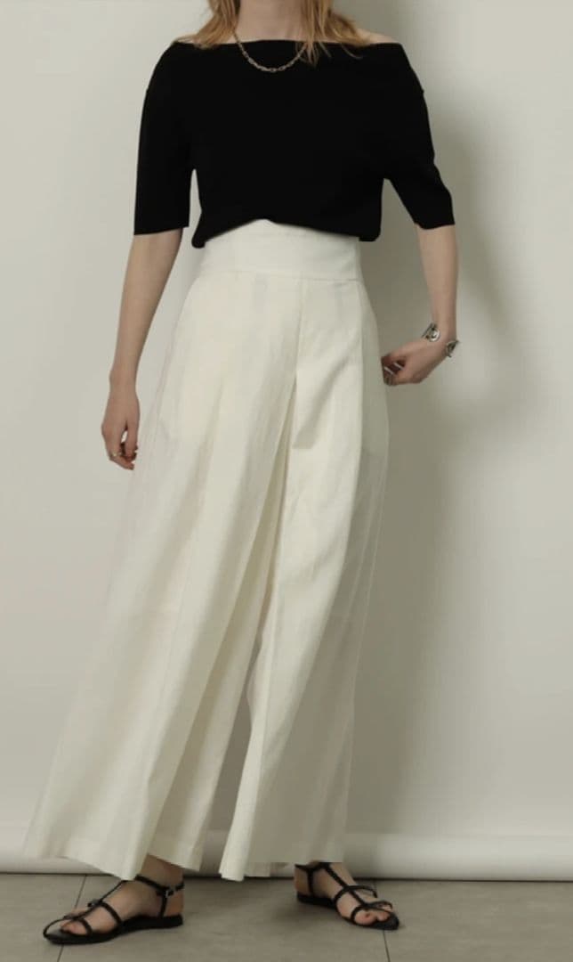 新品タグ付き 24AW CADUNE タックガウチョパンツ 38