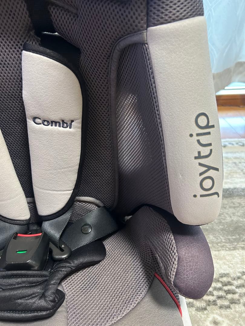 【美品】Combi コンビ ジョイトリップ エアスルー GC エアーグレー