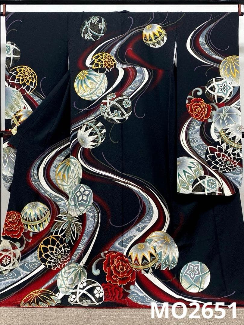 振袖 豪華 銀通し 刺繍 金彩 グリッター箔 紋意匠 身丈170cm