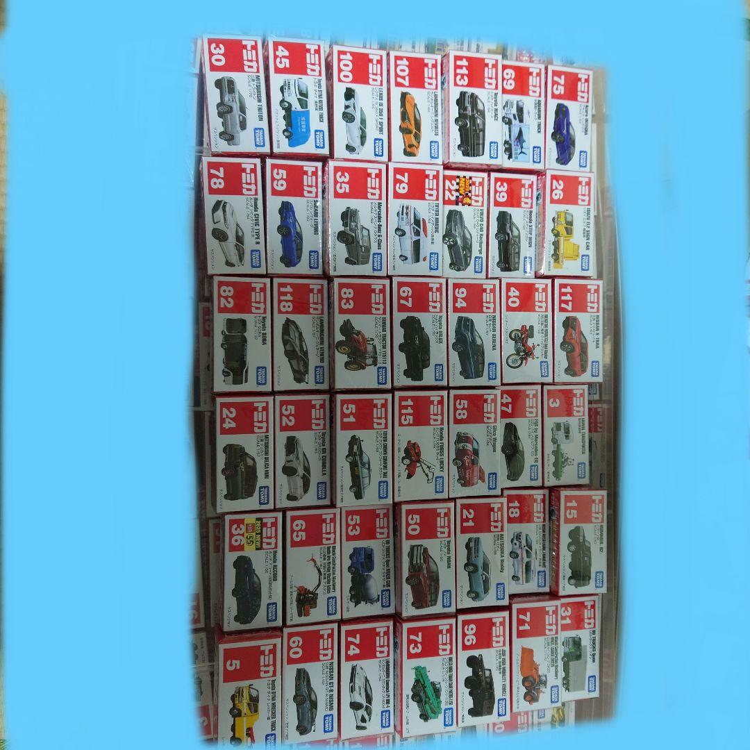 新品　トミカ　まとめ売り　42台