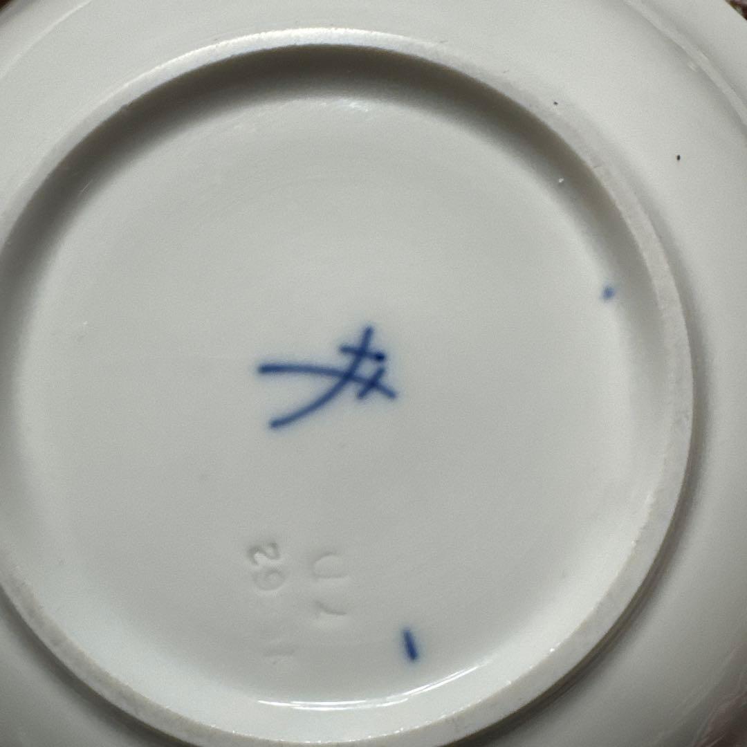 マイセン　ティーカップ・ソーサーセット ホワイト・グリーン・ゴールド