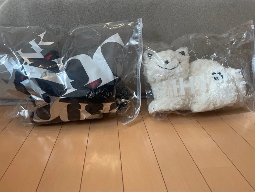 米津玄師　リイシュー　ねこ　ぬいぐるみ２個セット 黒　白　ブラック　ホワイト