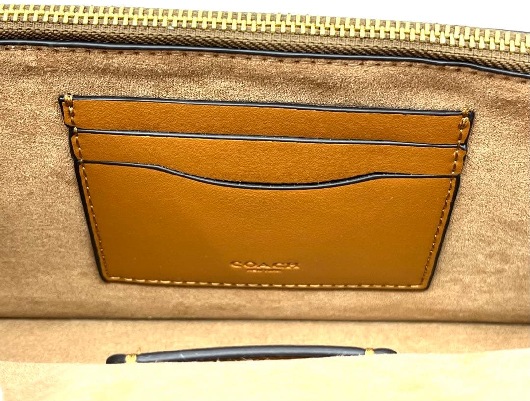 【新品・未使用】COACH フラップ ショルダーバッグ ブラウン シグネチャー