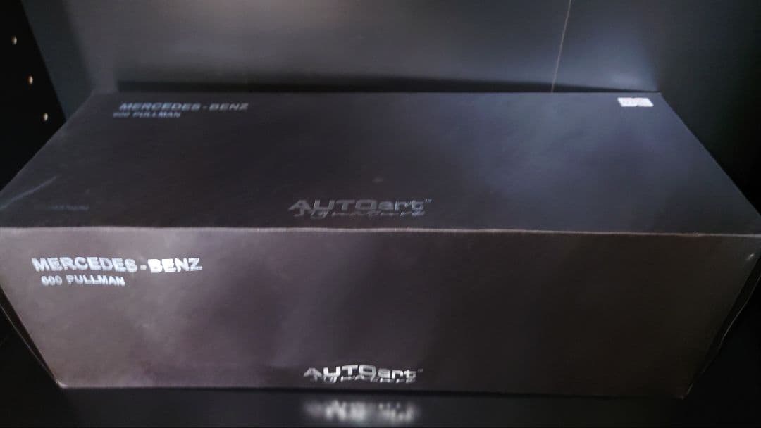 autoart 1/18 メルセデス•ベンツ 600 プルマン