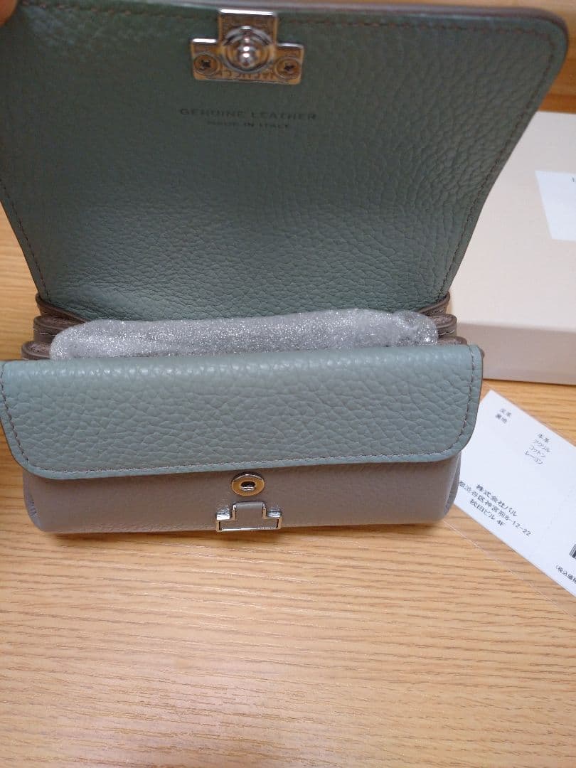 ヒロ様IACUCCIアバウォレット☆新品同様