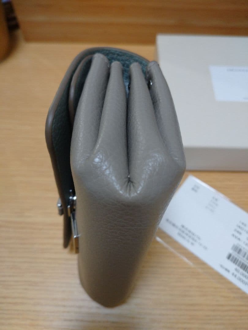 ヒロ様IACUCCIアバウォレット☆新品同様