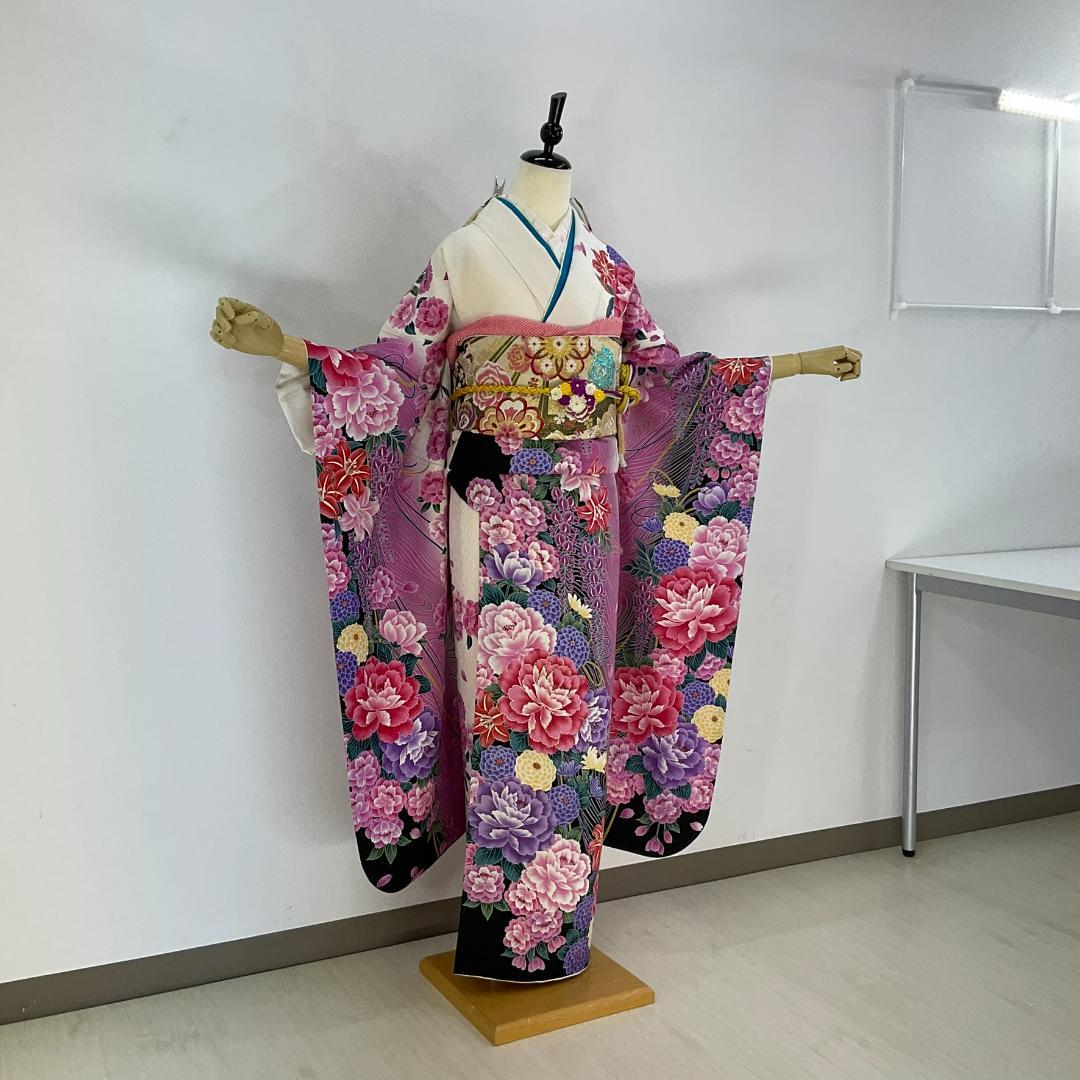 お振袖　単品　お仕立て上り品　白×紅紫　玉　正絹　美品　成人式　袴スタイルにも