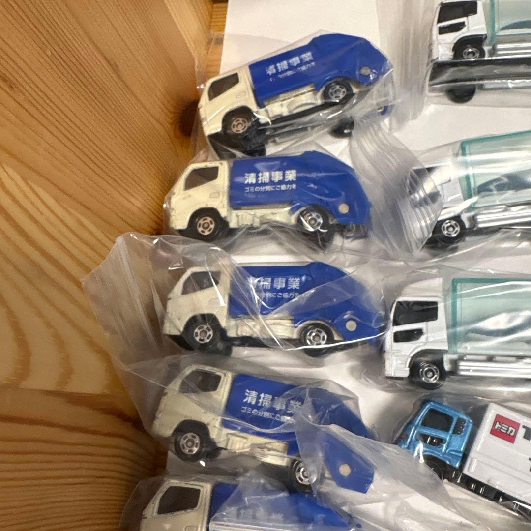 2336.トミカミニカーセット 60台まとめ売り