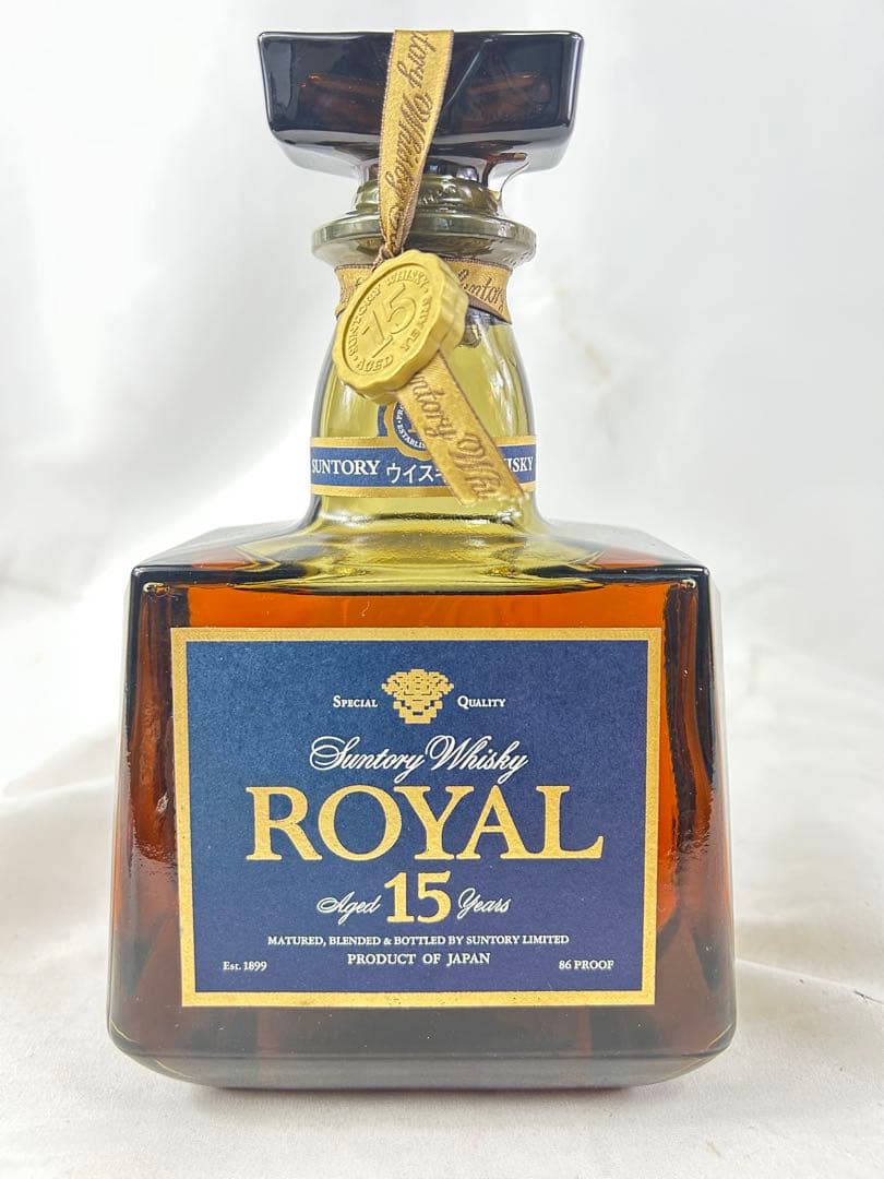 未開栓　サントリー　ローヤル　プレミアム15年　700ml 43度 箱なし