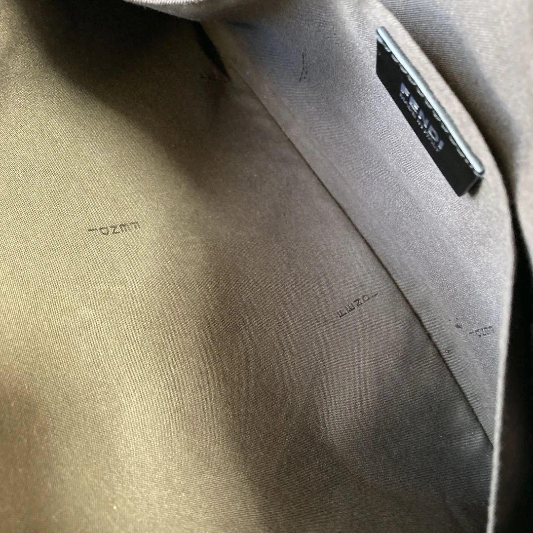 FENDI フェンディ ショルダーバッグ ズッカ柄 サコッシュ ロゴ総柄