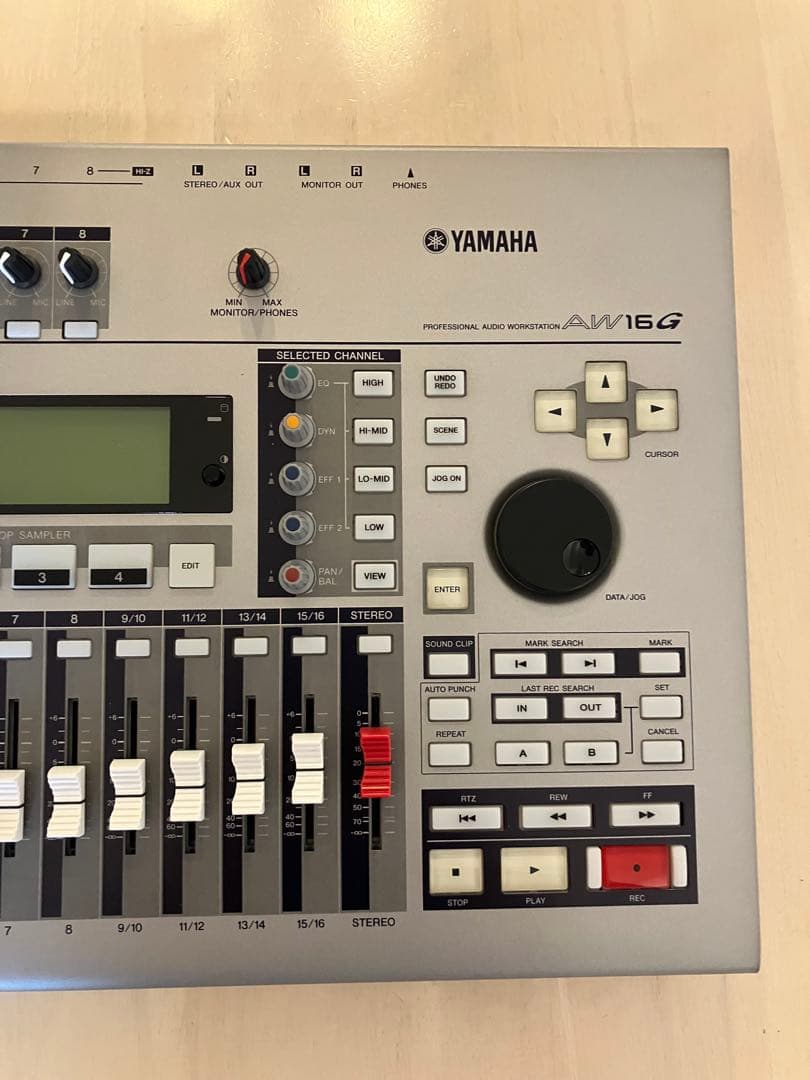 YAMAHA AW16G プロフェッショナルオーディオワークステーション