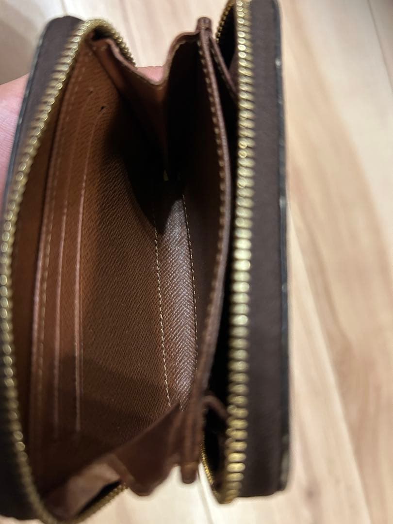 【ちゃんはる】【美品】Louis Vuittonケース