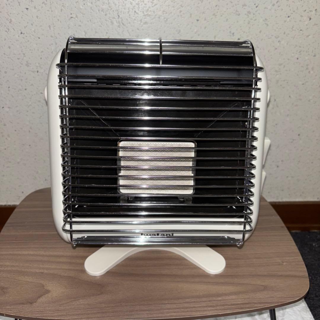 【2020年製】Iwataniカセットガスストーブ　CB-STV-MYD