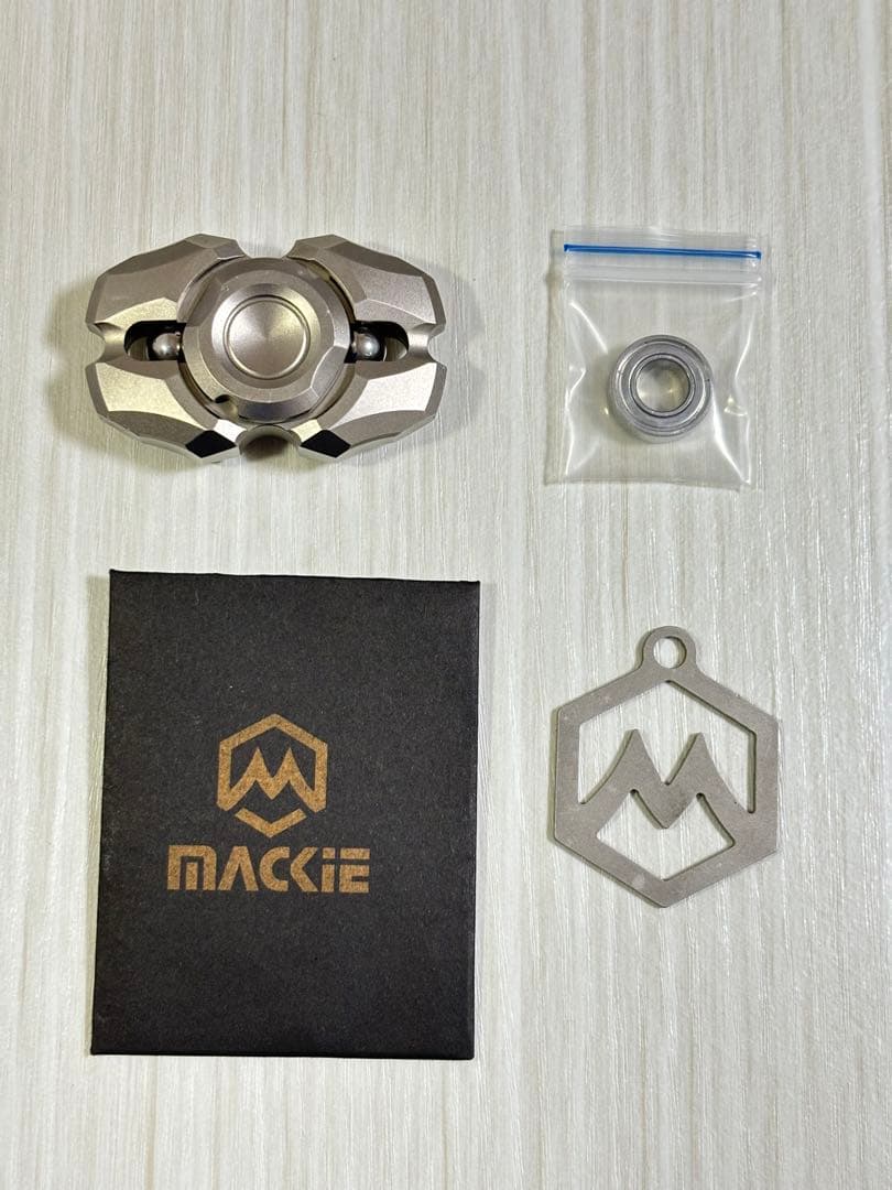 ハンドスピナー チタン