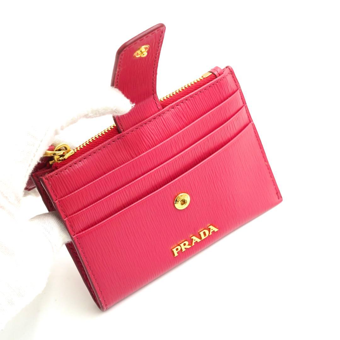 ✨新品未使用✨　PRADA ケース　カードケース　ヴィッテロ　ベルト