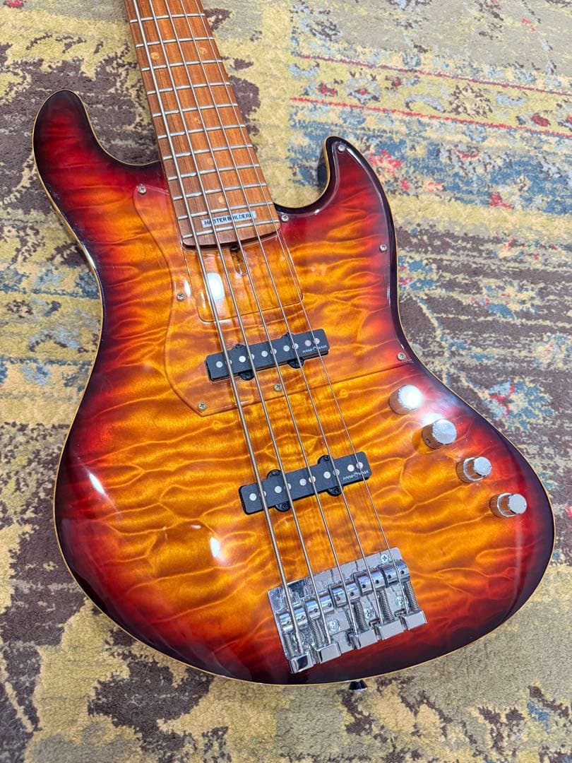 BACCHUS MASTER BUILDERS 5弦ベース