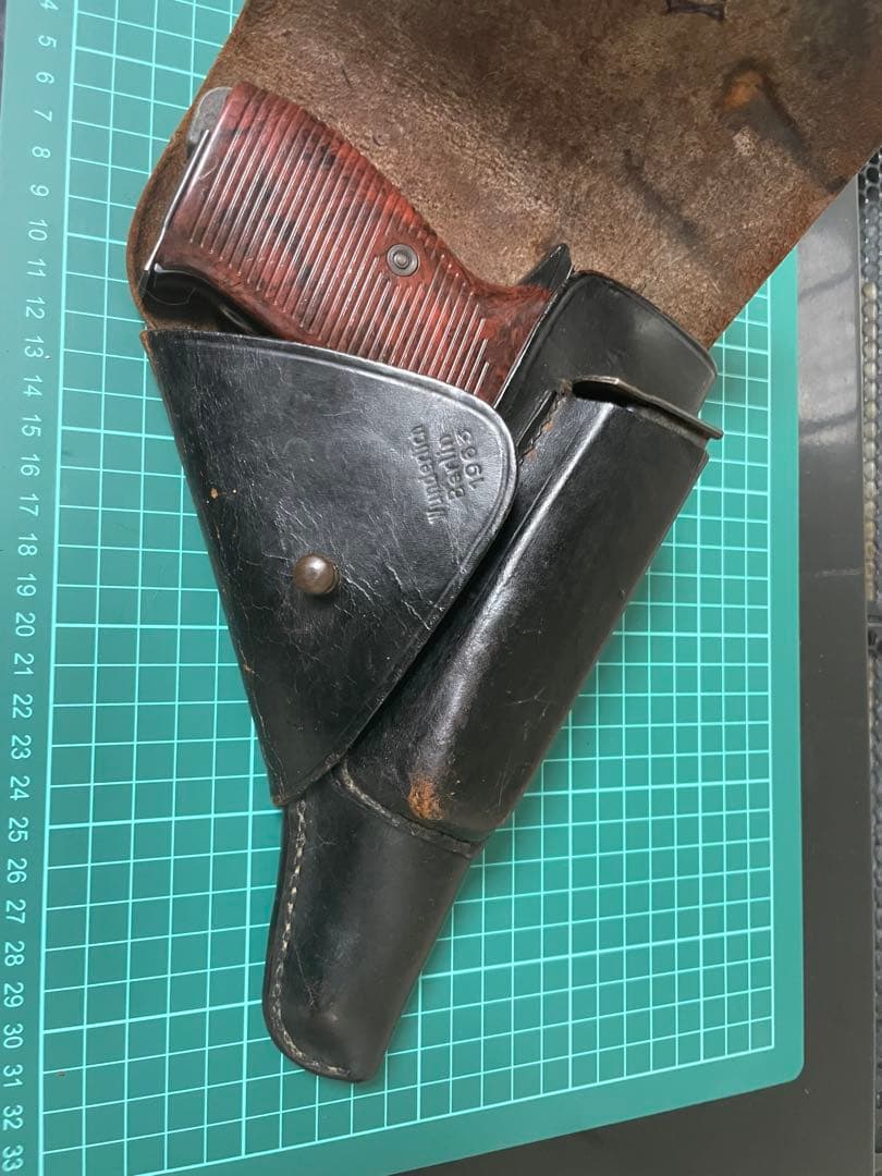 初期型 マルシン ワルサーP38スチール製　ベルリン1963刻印　ホルスター付き