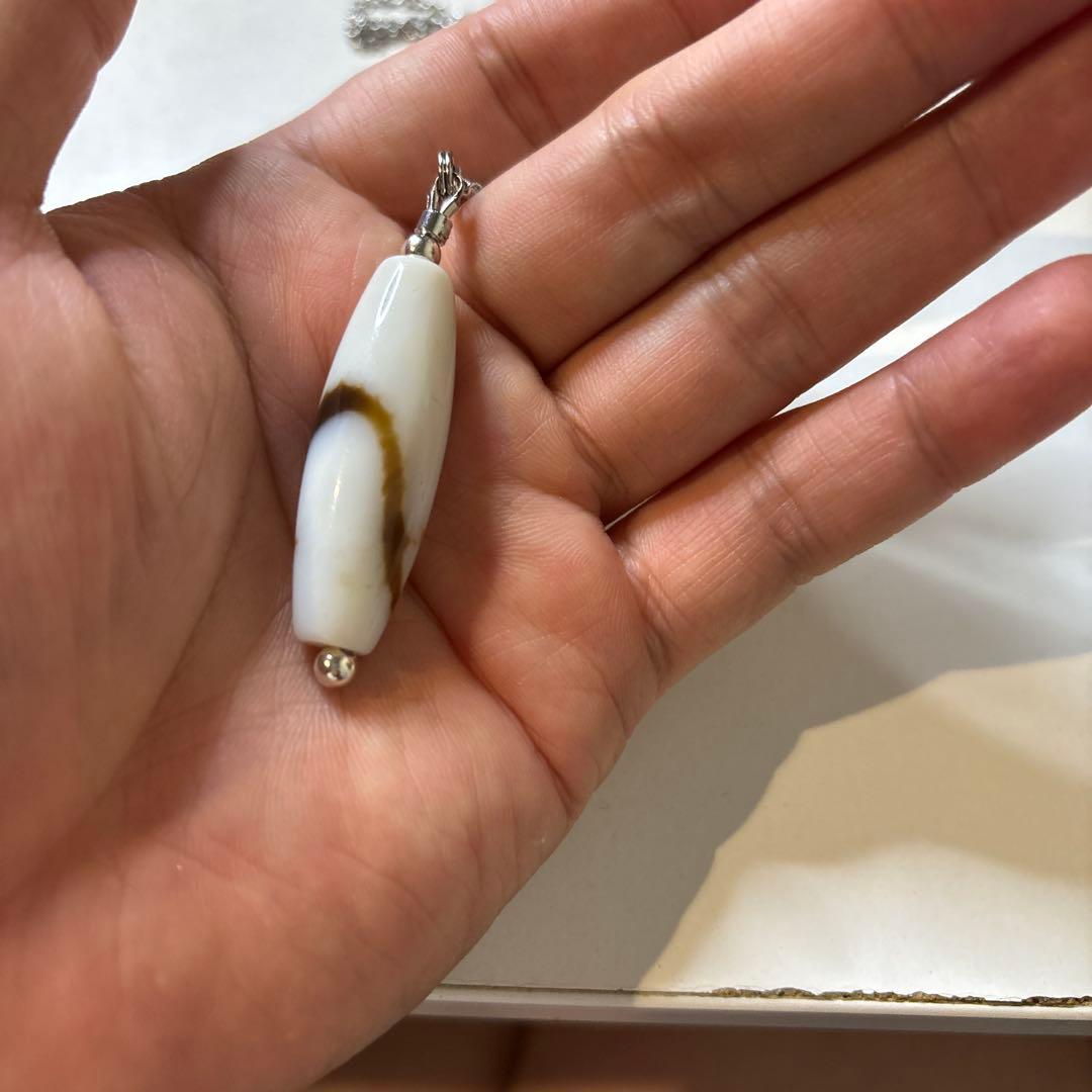 悪いことがなくなってきてる！天珠を一つは持ちたい！綺麗な龍神天珠さま！真っ白！