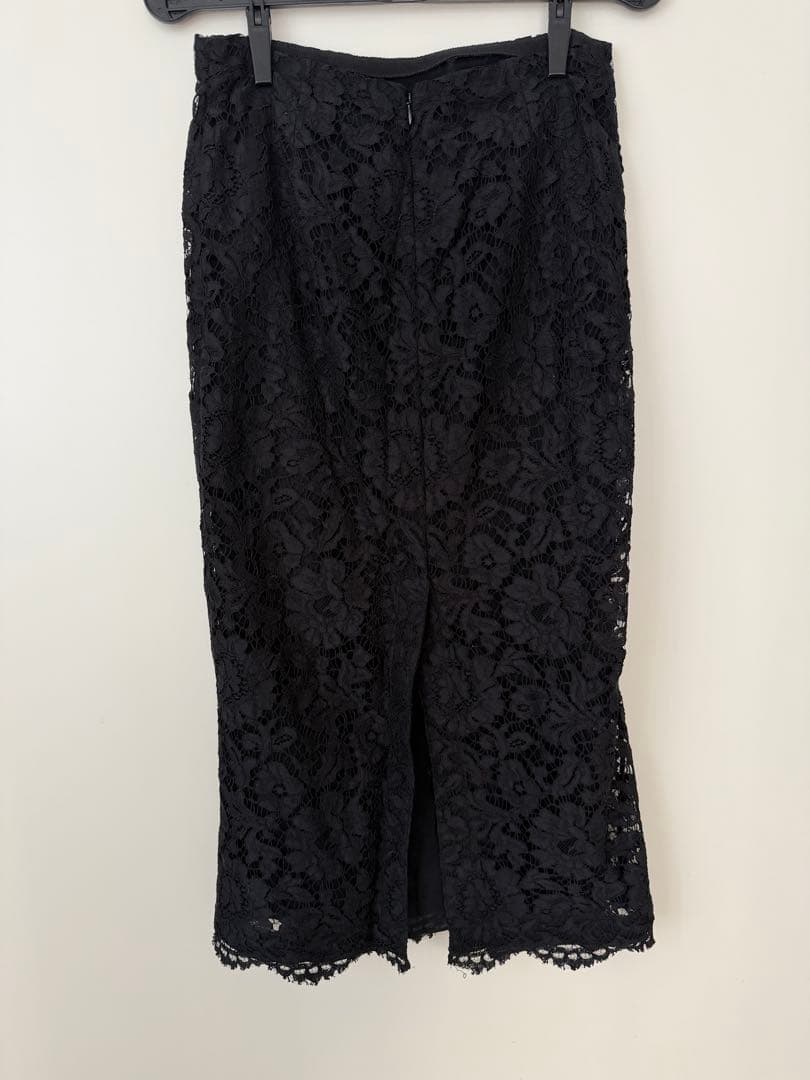 VALENTINO ブラックレース タイトスカート　38