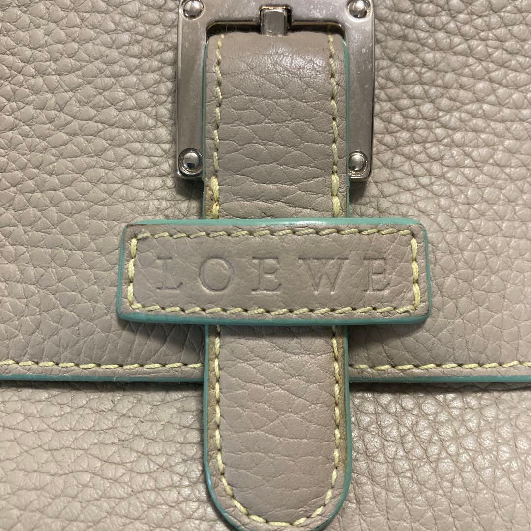 LOEWE ショルダーバッグ クリーム色