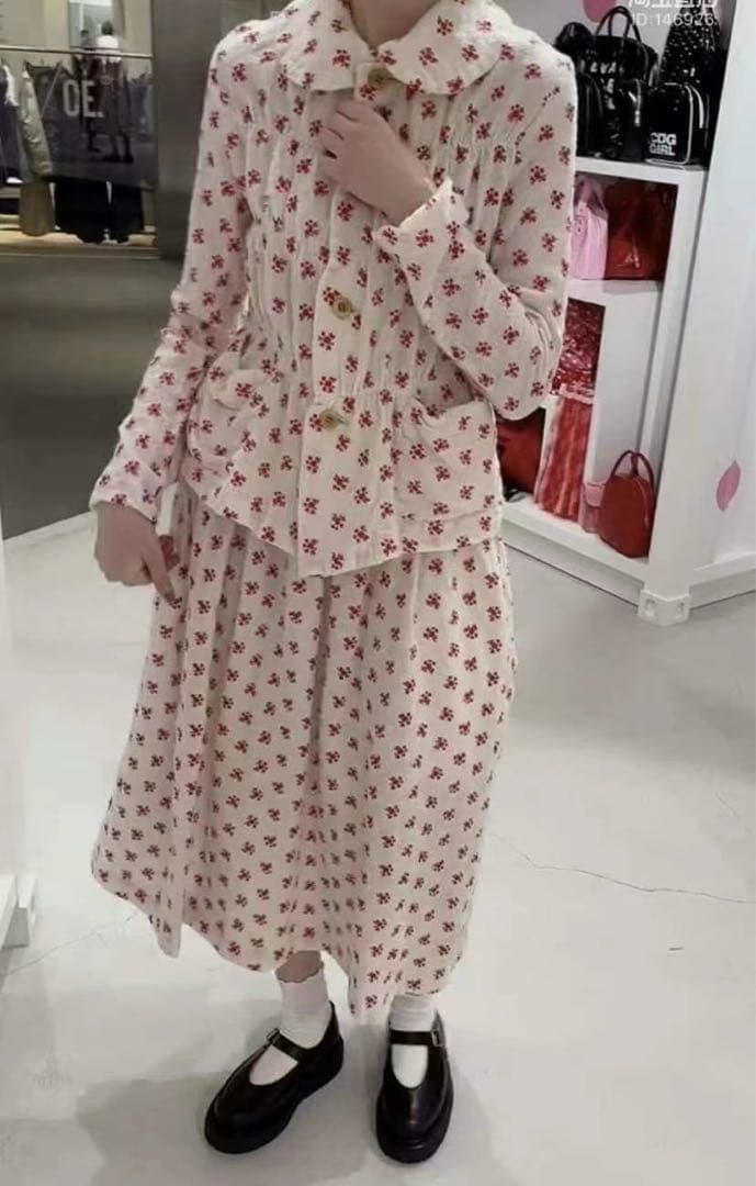 2021AW コムデギャルソンガール　刺繍スカート