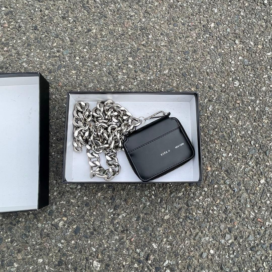 KARA チェーン ウォレット バッグ ケース
