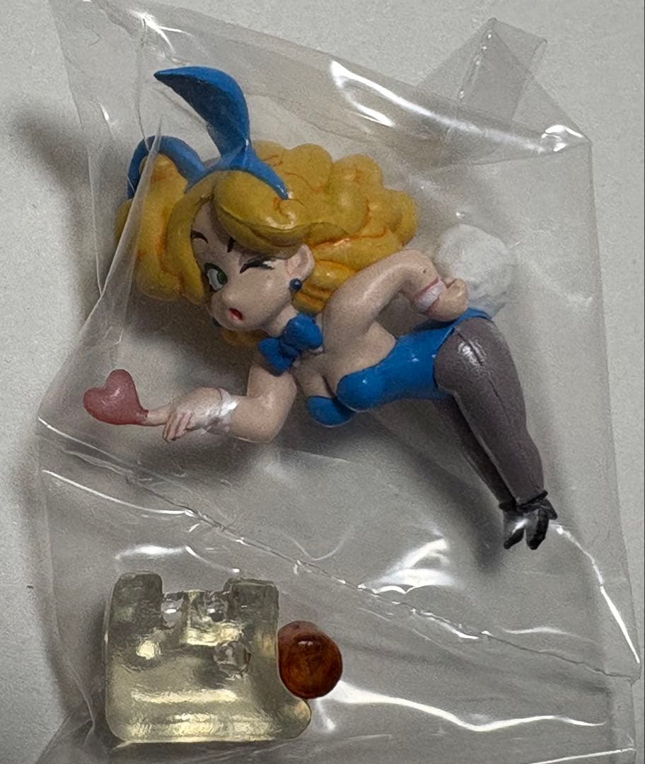 【新品】ドラゴンクエスト キャラクターフィギュアコレクション 3体