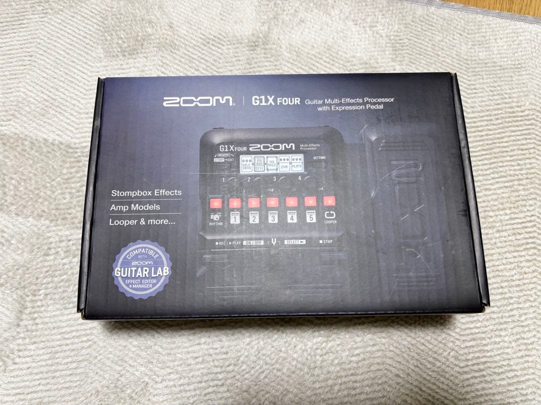 ZOOM G1X FOUR ギターエフェクター（ACアダプターなし）