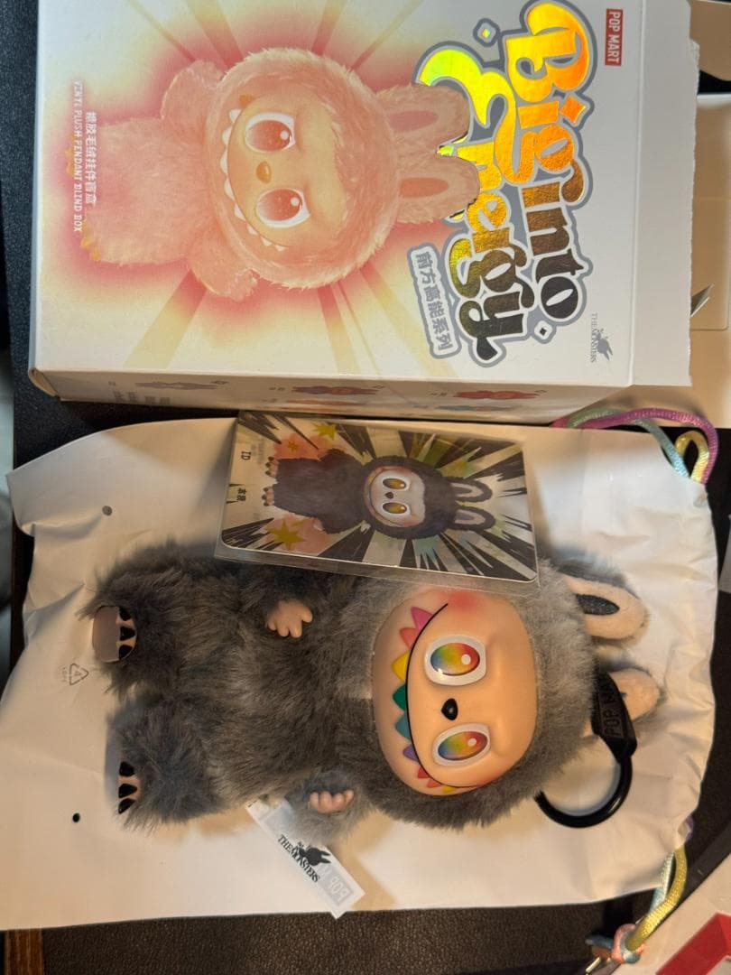 る*ん様 激レアカラー！　 ラブブ　エナジー　シークレット　 QRコード認証付き