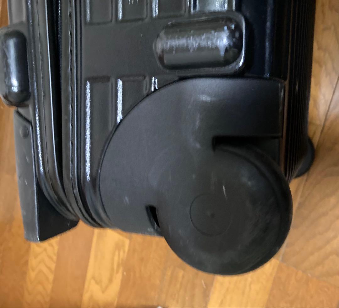 いっさ様用　リモア二輪キャリーケース　ブラック　used