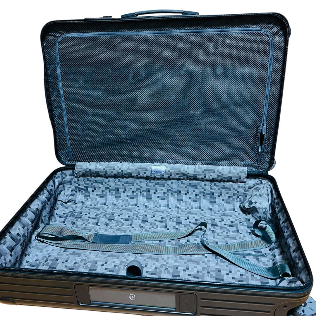 リモワ サルサデラックス 78リットル4輪　キャリーケース