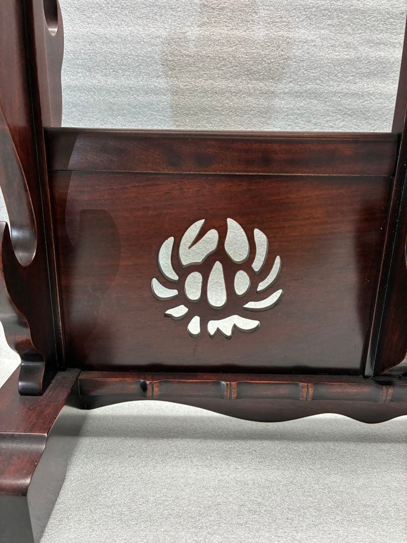 鍔透かし彫り 刀掛け 四振掛