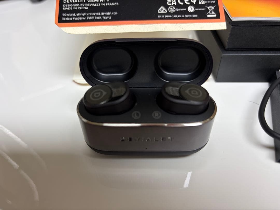 a*c様 ◆完動動作・付属品完備の美品 Devialet Gemini II　黒