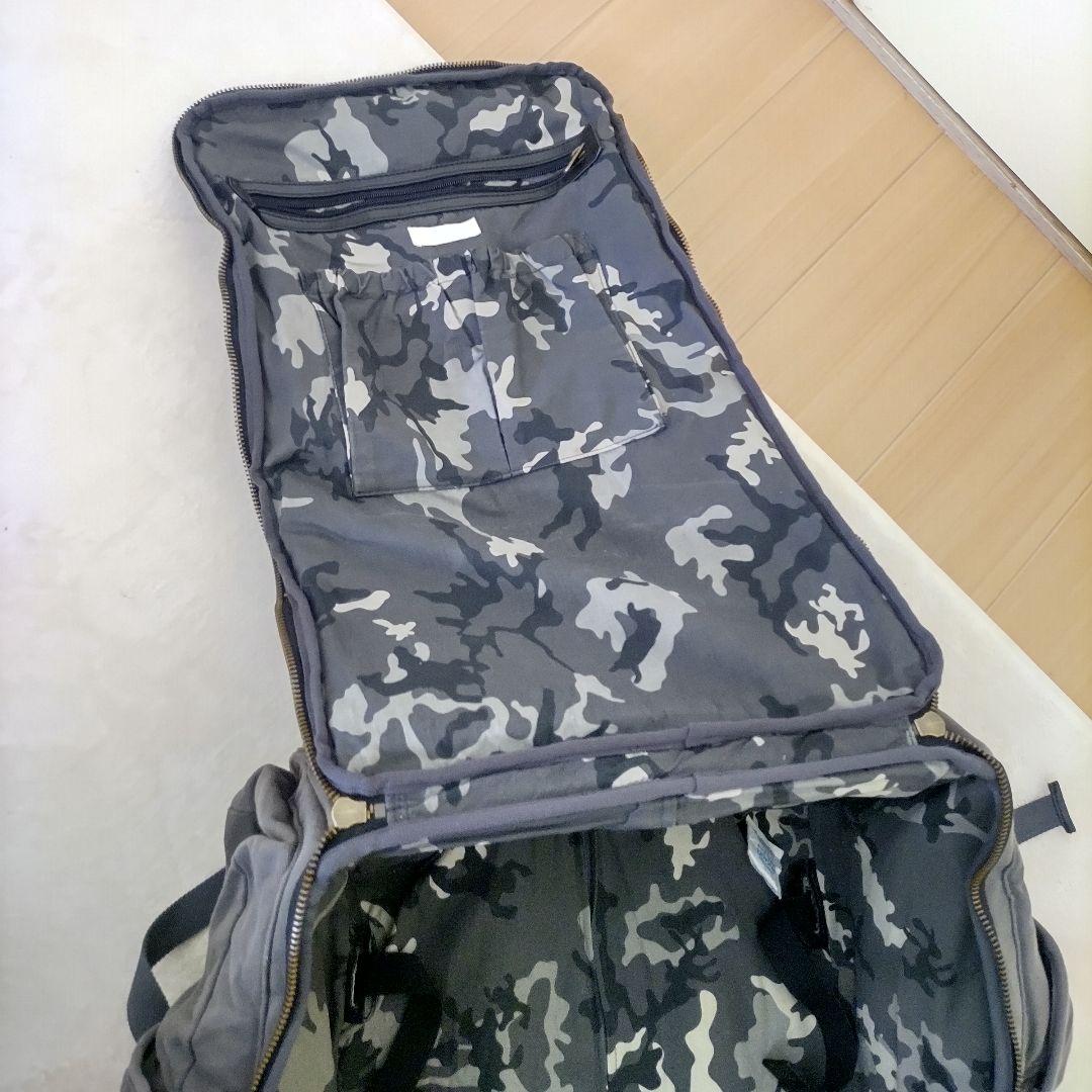 よっちゃん&アッ君　Diesel グレー キャリーバッグ