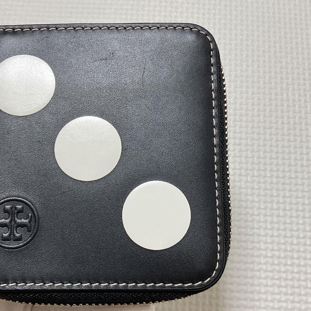 未使用TORY BURCH トリーバーチ　レザーラウンドジップ二つ折り財布　黒