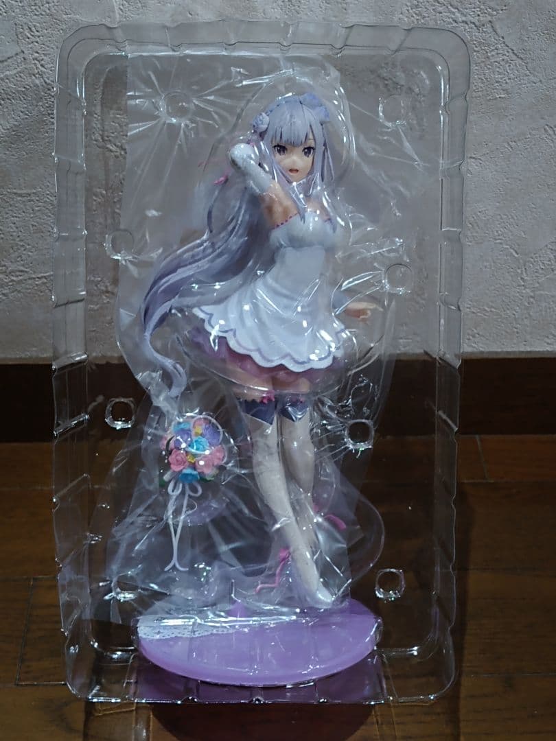 リゼロ　エミリア　ウェディングVer　1/7スケールフィギュア　Re：ゼロ始める