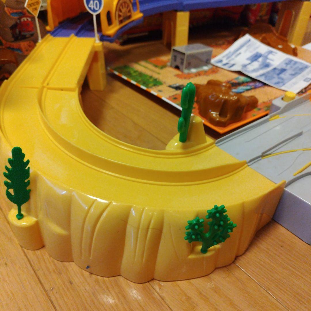 カーズ ディズニー トミカ等 セット47台 ラジエータースプリングス まとめ売り