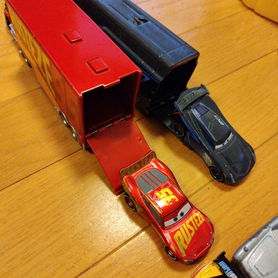 カーズ ディズニー トミカ等 セット47台 ラジエータースプリングス まとめ売り