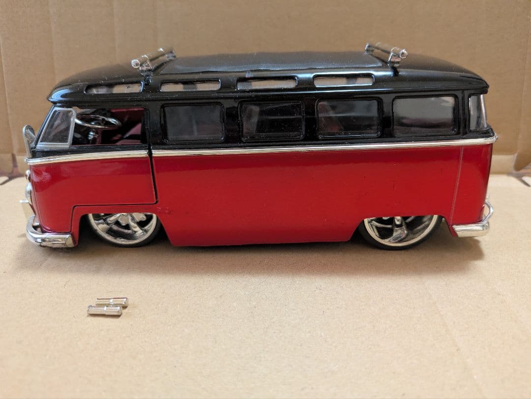 jada フォルクスワーゲン バス