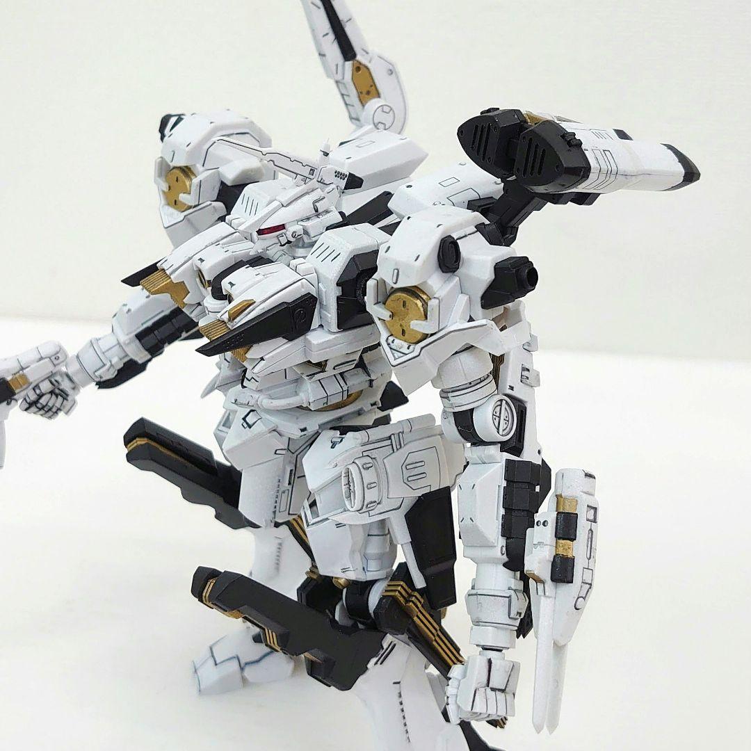 アーマードコア ローゼンタール CR-オーギル プラモデル 全塗装完成品
