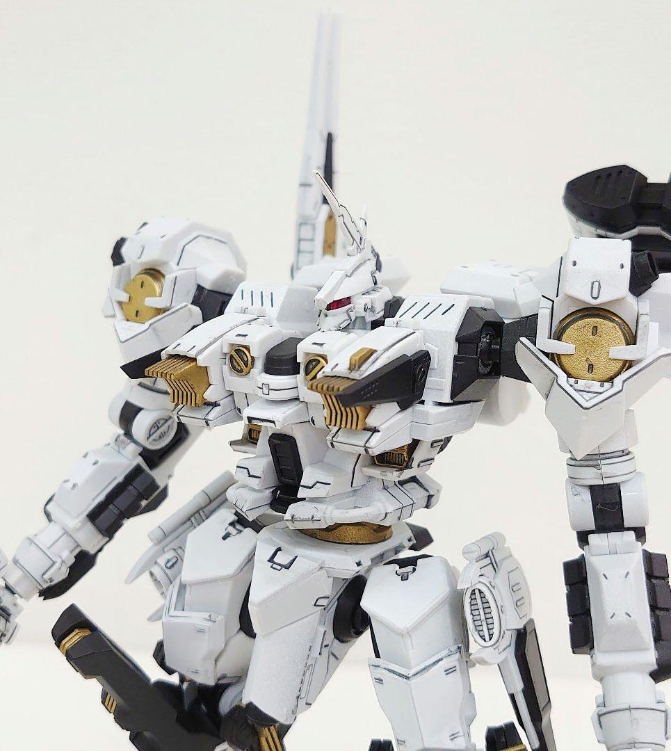 アーマードコア ローゼンタール CR-オーギル プラモデル 全塗装完成品