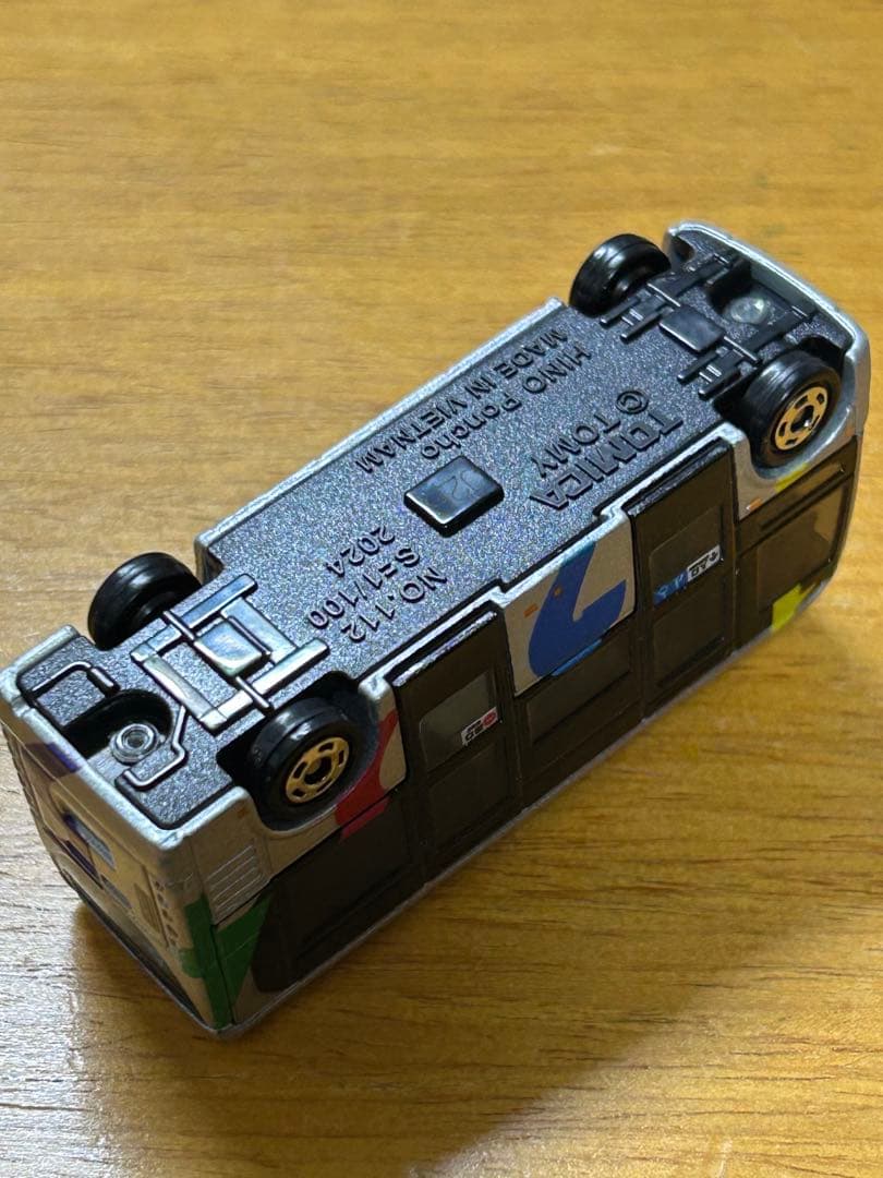 ムーバス　トミカ　30周年