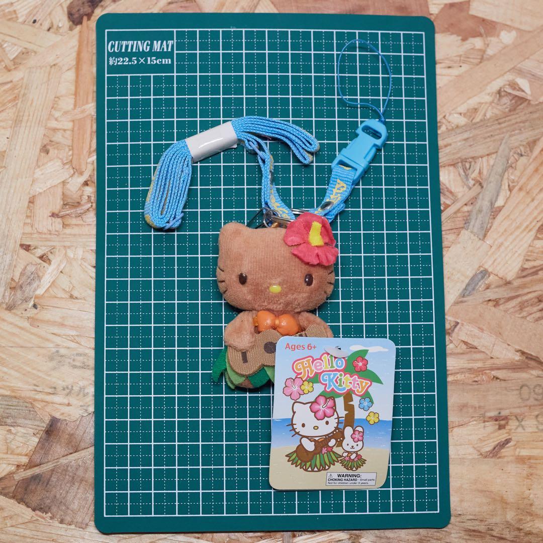 ハワイ限定　日焼けキティ　ぬいぐるみ　ネックストラップ　リングノート　セット