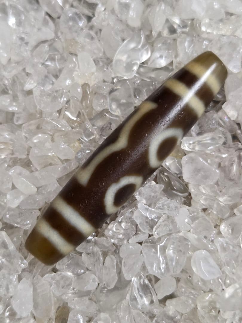 067　天珠　正統派　三眼天珠　dzibeads！