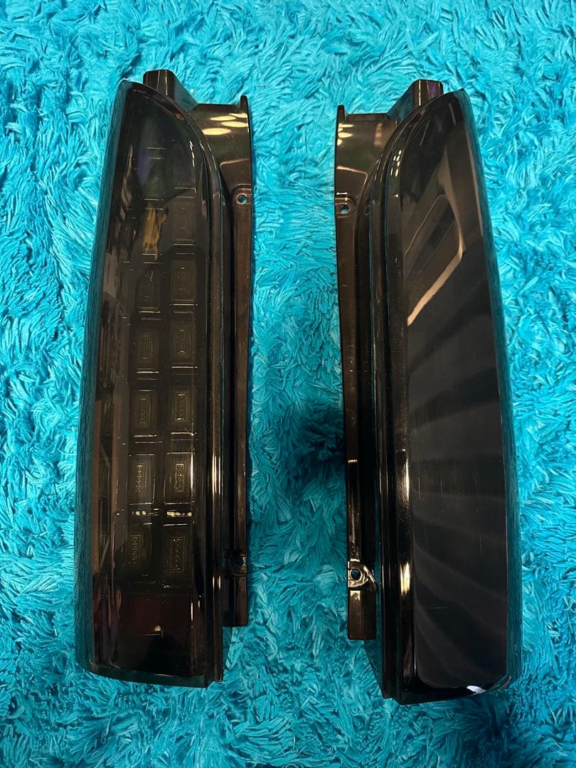 ハイエース テールランプ レジアスエース LEDテールランプ フルLED