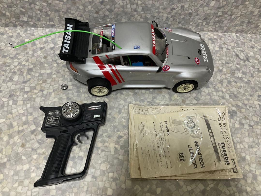 京商　エンジンRCカー　ラジコン （現状品　ジャンク品）